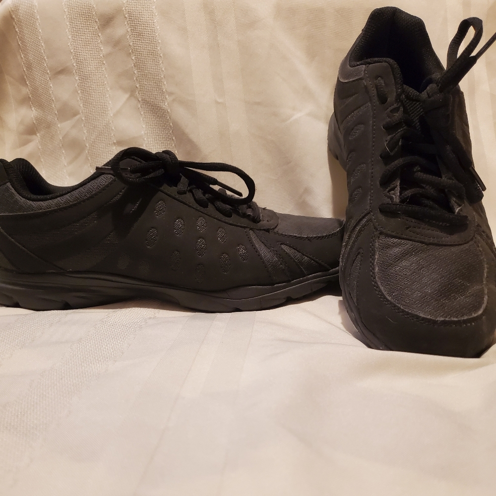 SafeTstep food service shoes